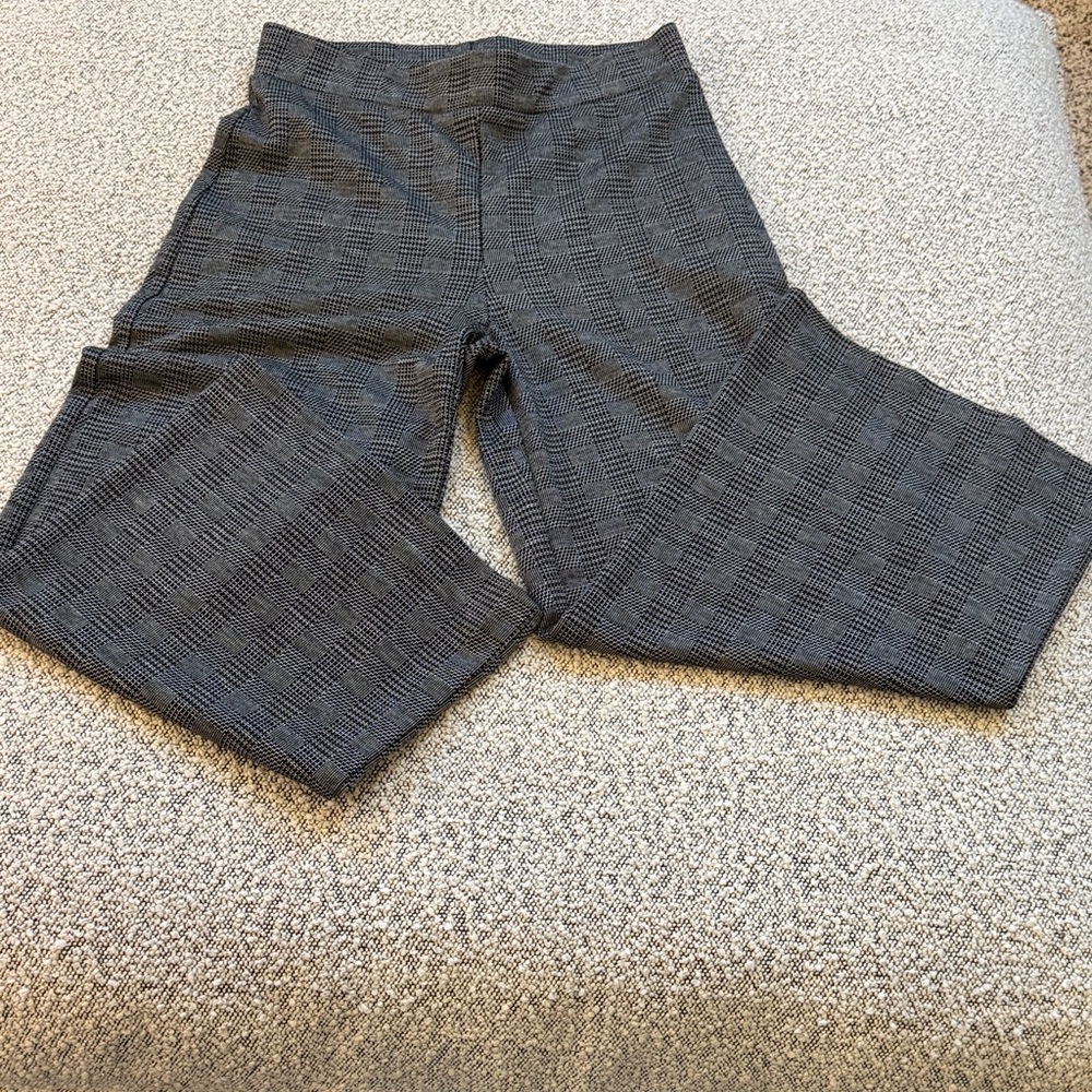 Joseph Ribkoff Black and Gray and‎ black Patterned Pants size small